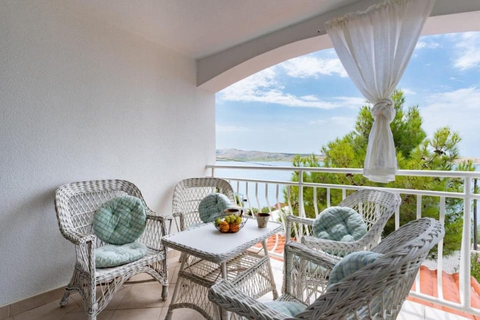 Apartment (A1) | Water view
