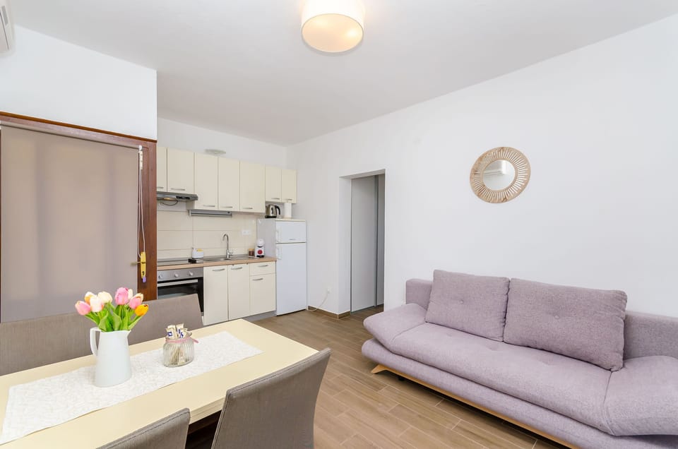 Apartment (A2) | Living room