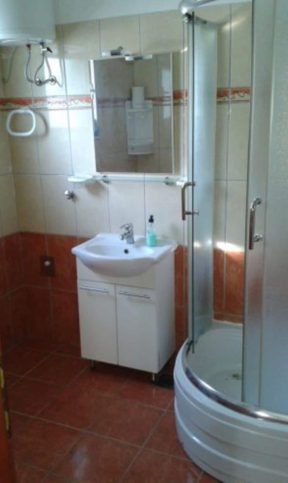 Studio (A1) | Bathroom | Shower, towels, toilet paper