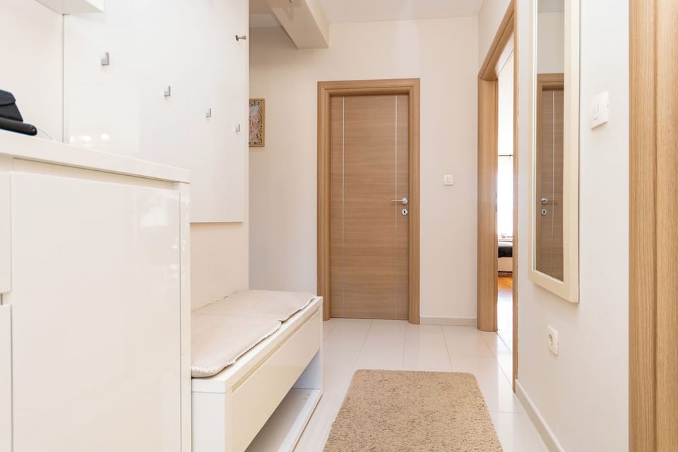 Villa | Hallway