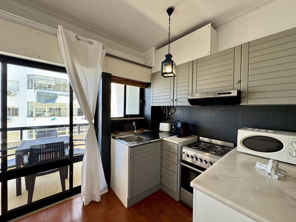 Microwave, coffee/tea maker