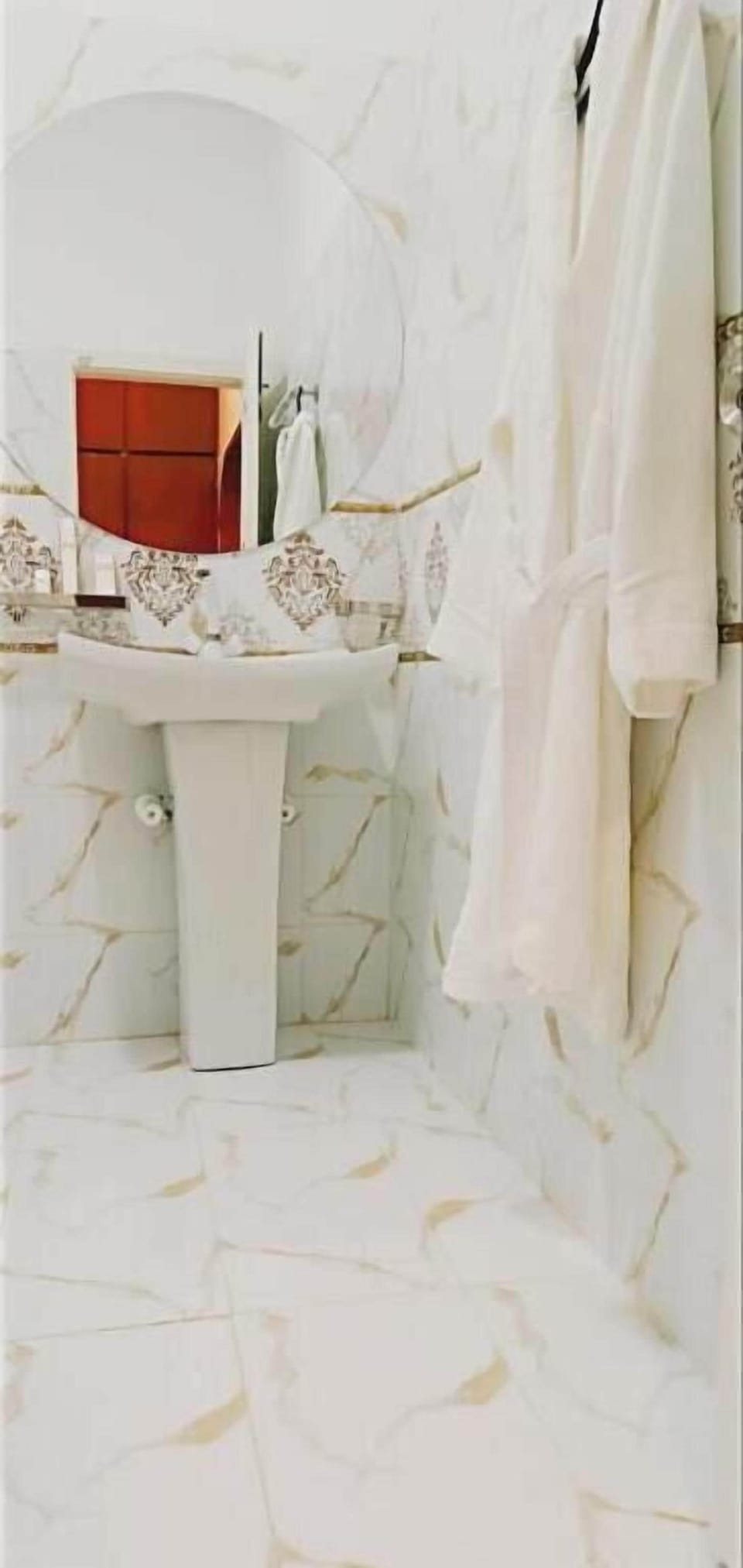 Shower, free toiletries, hair dryer, bathrobes