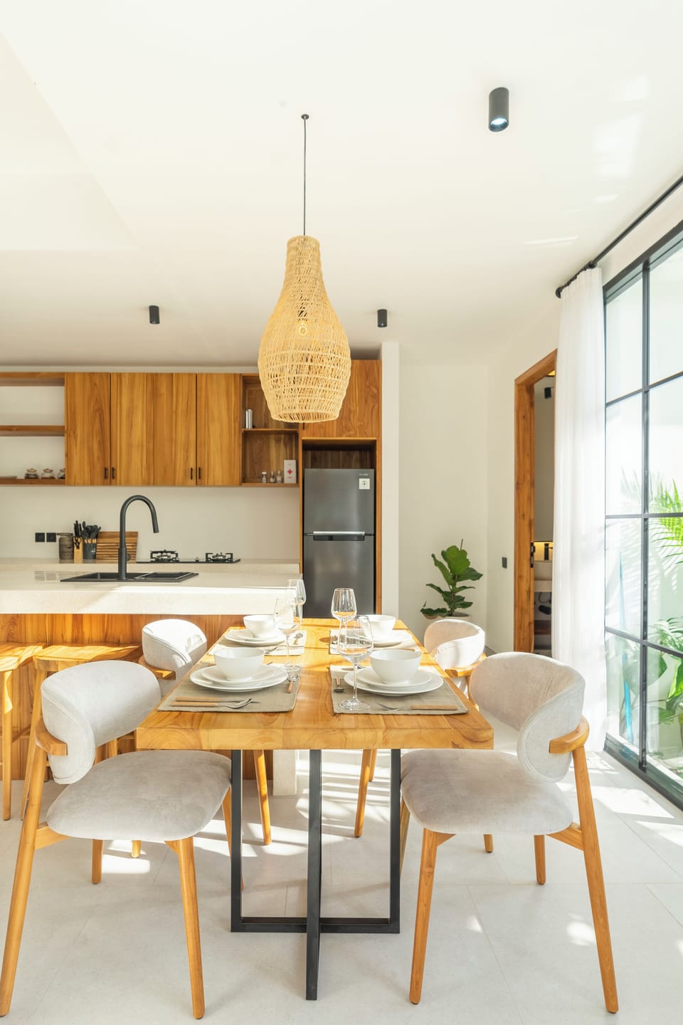 Luxury Villa, Pool View | Dining