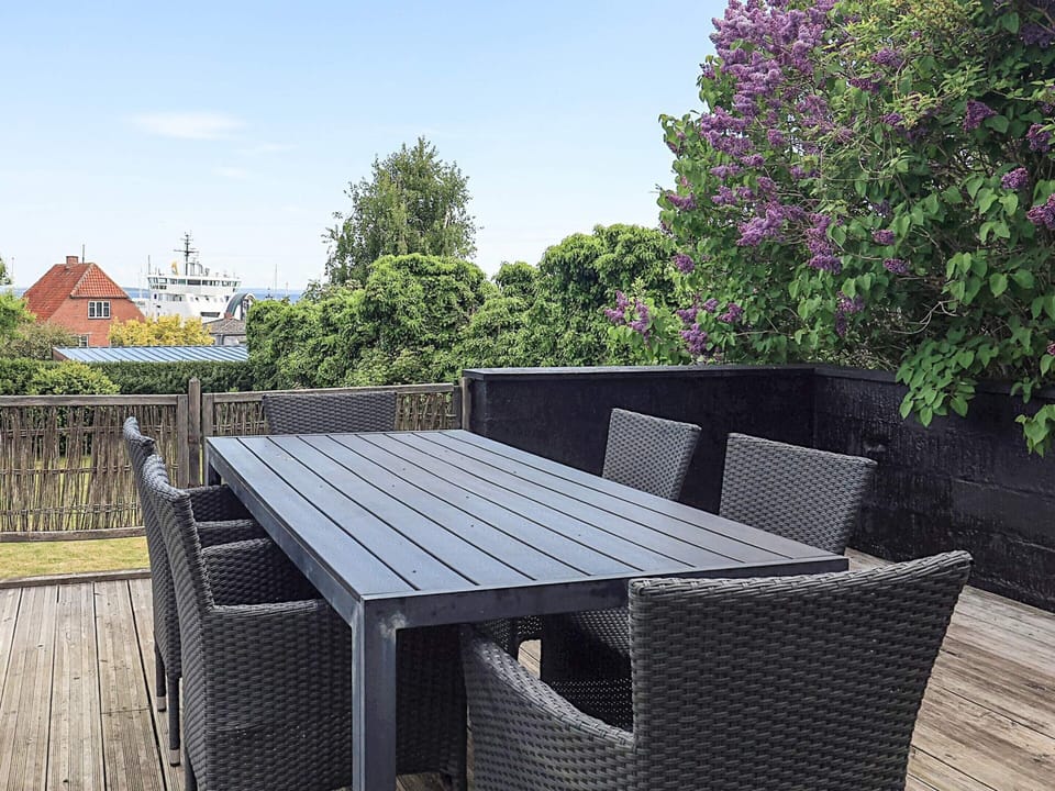 House | Water view