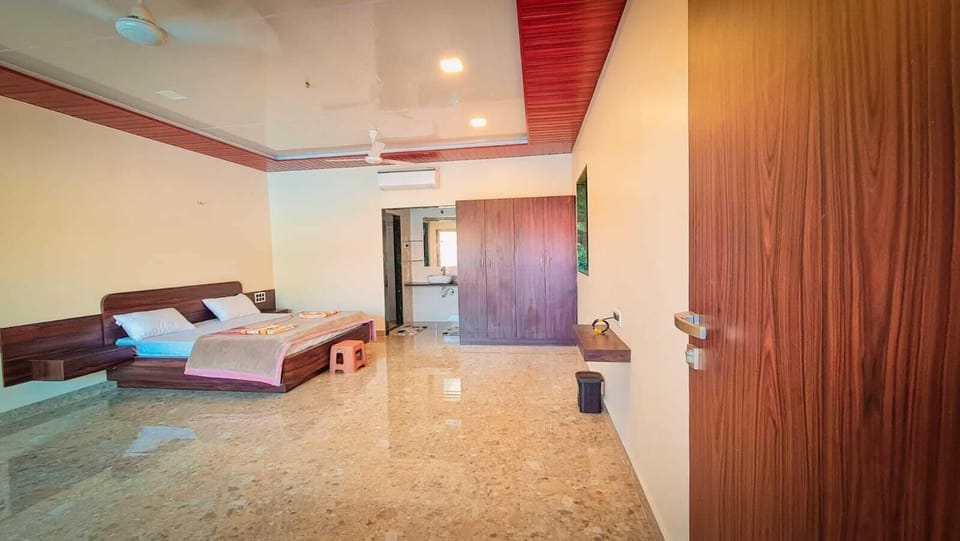 Deluxe Room, City View | Free WiFi