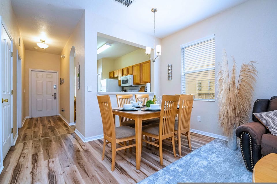 House | 4 bedrooms, high-speed internet