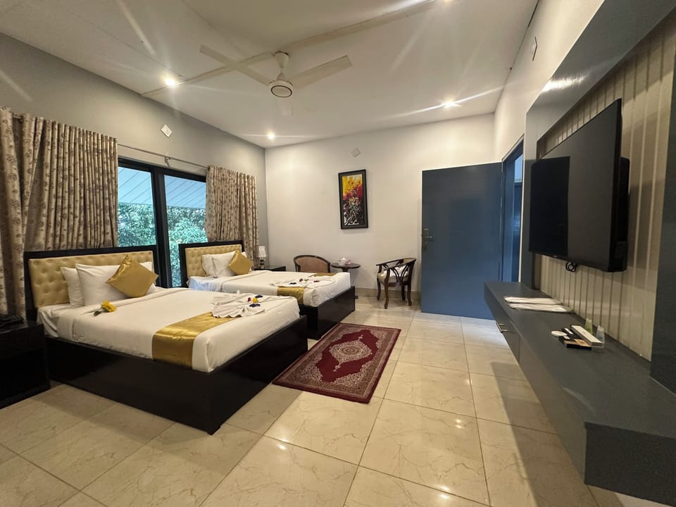 Deluxe Double or Twin Room, Balcony | Free WiFi