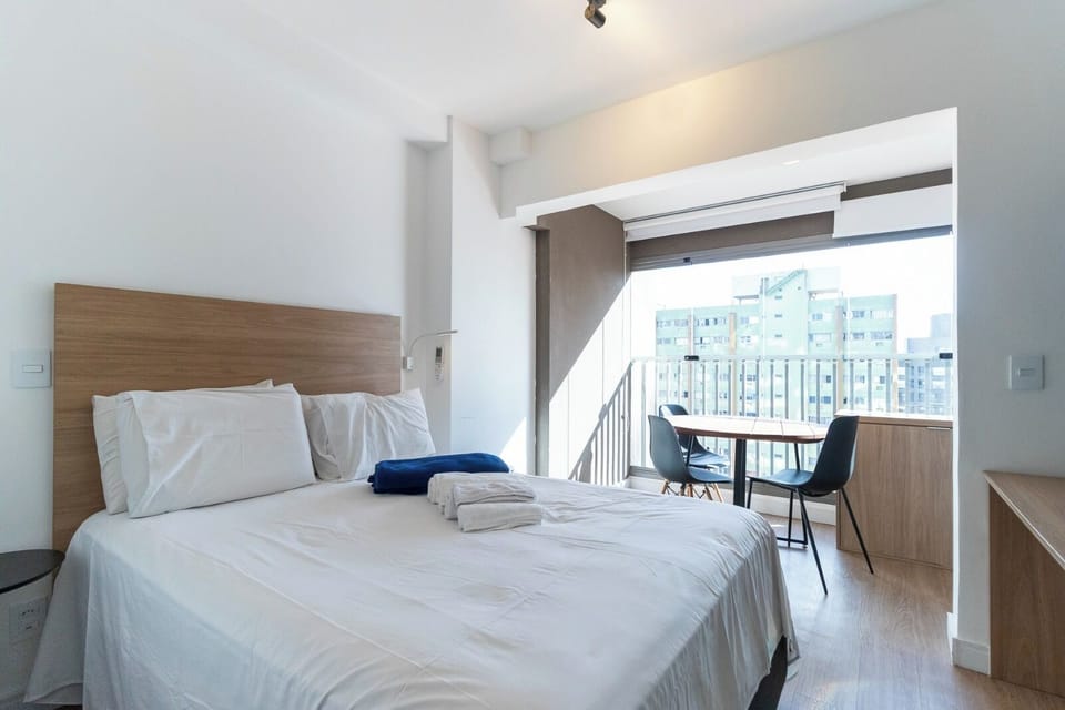 Deluxe Apartment, City View | Blackout drapes, soundproofing, iron/ironing board, WiFi (free)