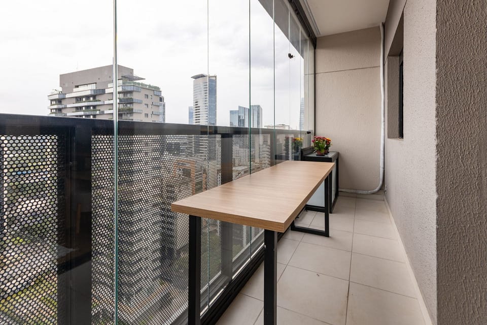 Basic Apartment | Outdoor dining