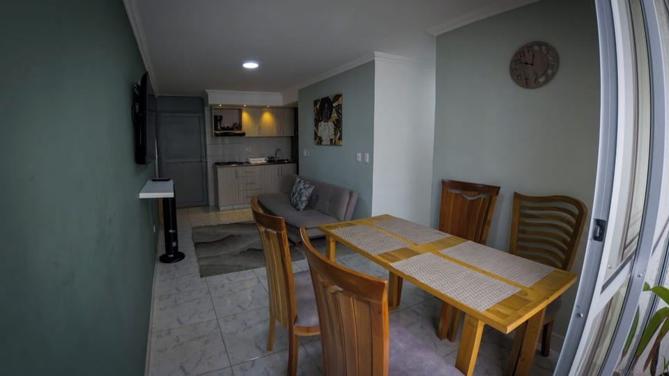 Comfort Apartment, Mountain View | Dining