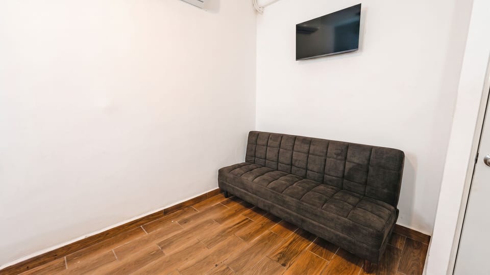 Comfort Double Room, 1 King Bed with Sofa bed | Down comforters, free WiFi, bed sheets