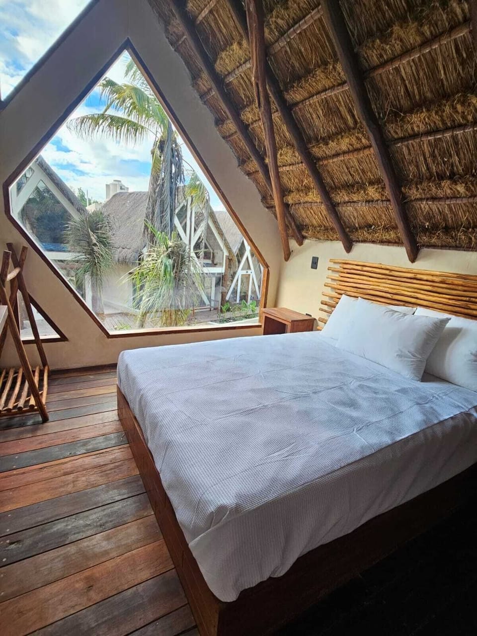 Down comforters, minibar, free WiFi