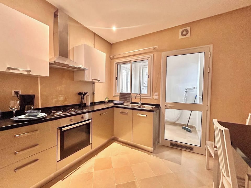 Apartment, 2 Bedrooms, Balcony | Interior