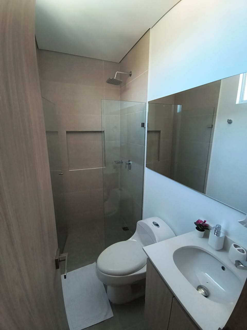 Family Condo, Sea View | Bathroom | Shower, towels, soap, toilet paper