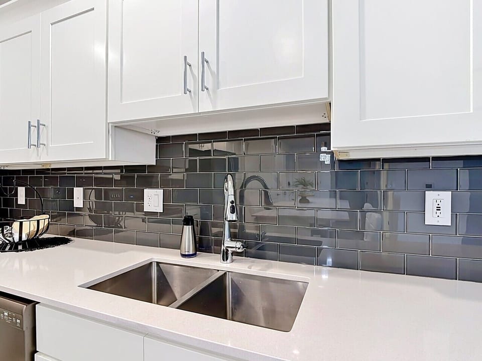 Contemporary kitchen details