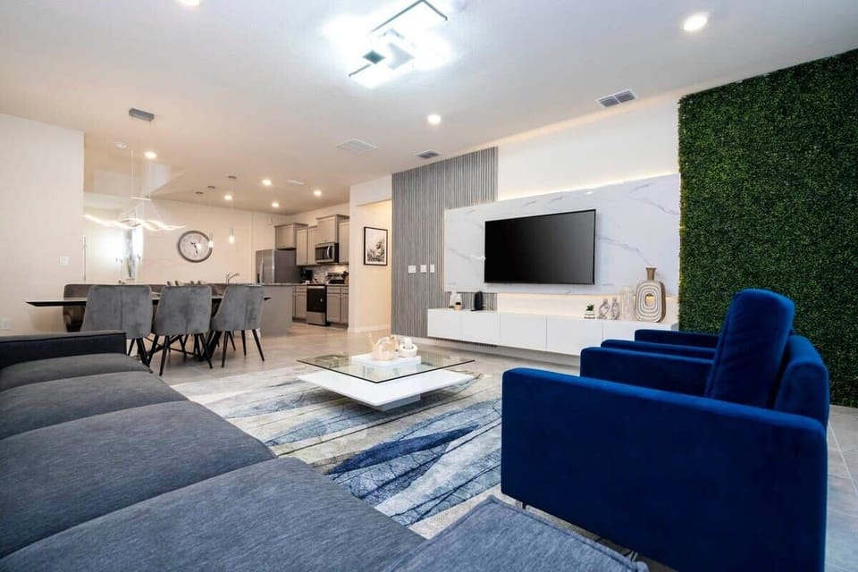 House, Multiple Beds, Pool View (4466KR-SVH) | Living area