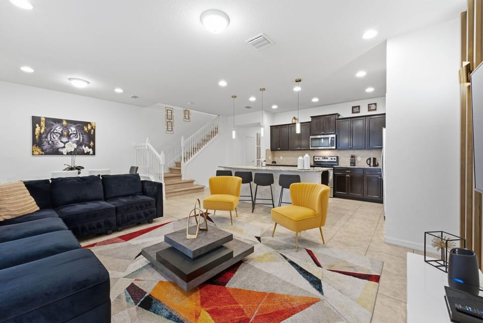 Townhome, Multiple Beds, Pool View (9035RS-SVH) | Living area