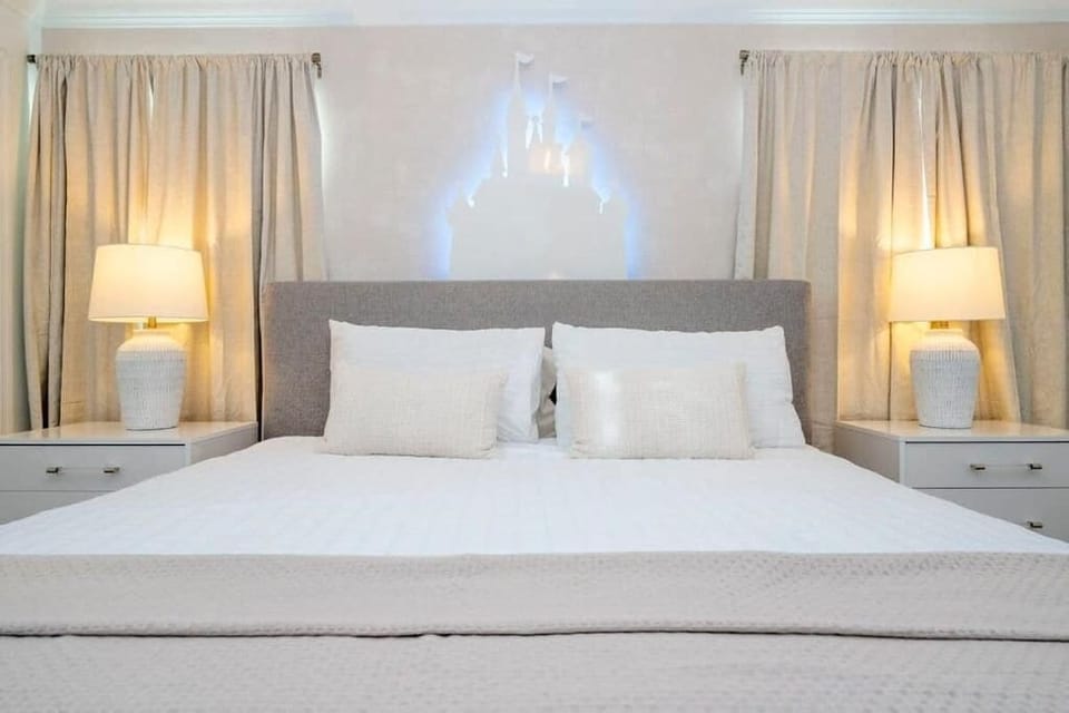 Townhome, Multiple Beds, Pool Access, Pool View (2557RT-SVH) | 4 bedrooms