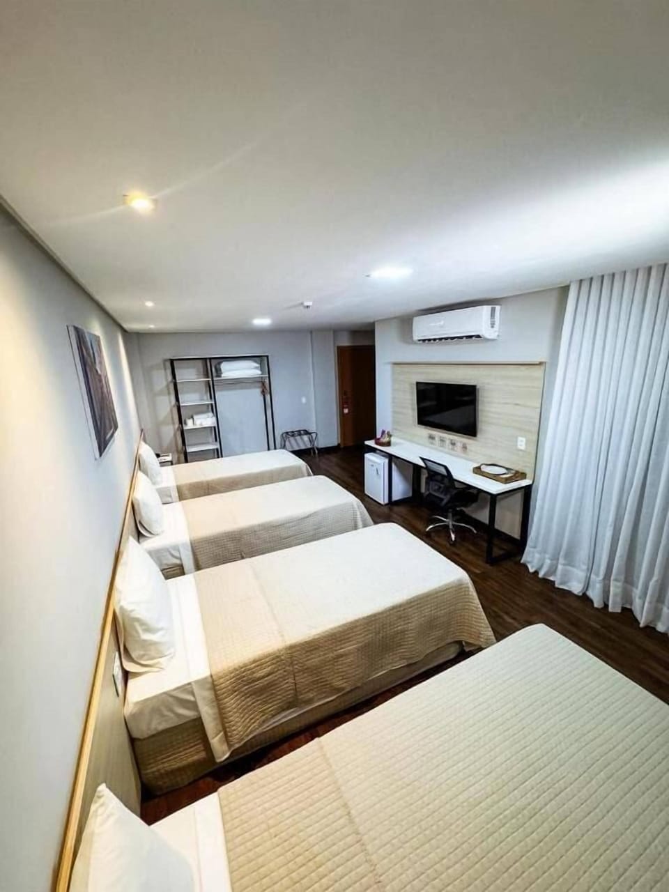 Hypo-allergenic bedding available, laptop workspace, WiFi (free)