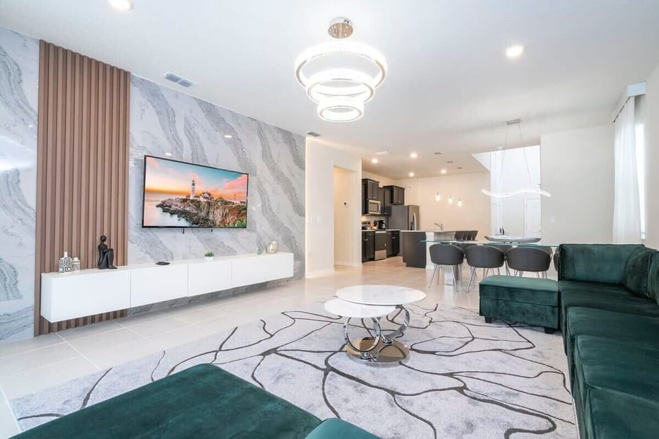 House, Multiple Beds, Pool View (4432KR-SVH) | Living area