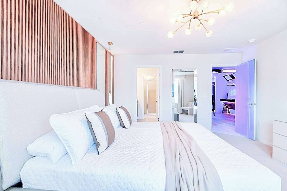 Townhome, Multiple Beds, Pool Access, Pool View (1177BI - SVH) | 5 bedrooms
