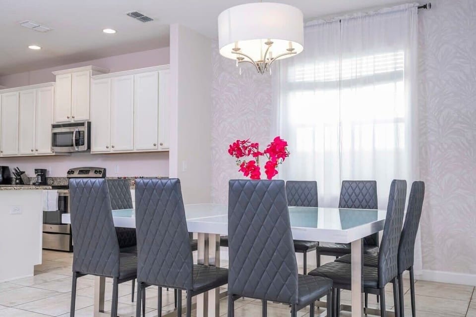 House, Multiple Beds, Pool View (2934BPD-SVH) | 6 bedrooms, individually decorated, individually furnished, bed sheets