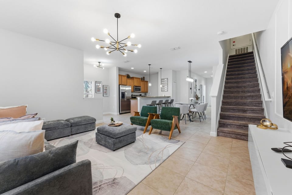 Townhome, Multiple Beds, Pool View (8951BP-SVH) | Interior