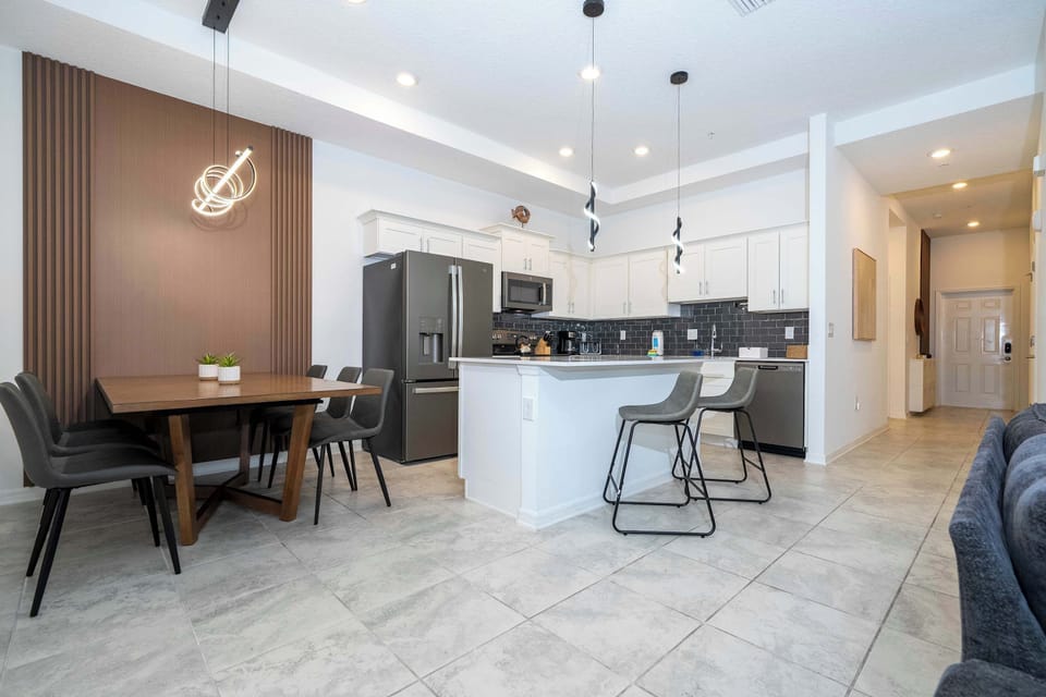 Apartment, Multiple Beds, Pool View (3191#402PC-SVH) | Private kitchen
