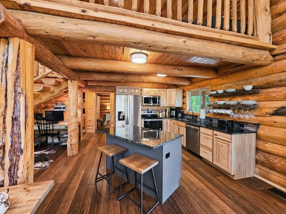 Fully-Stocked Kitchen