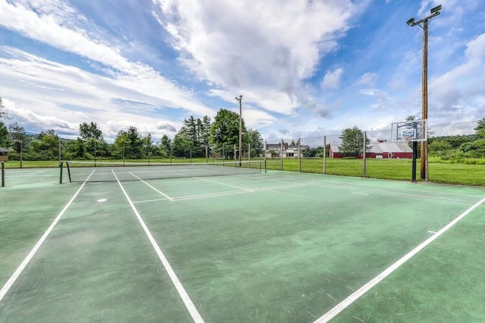 Sport court