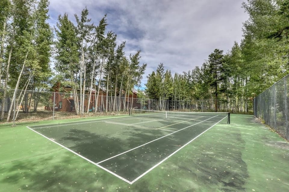 Sport court