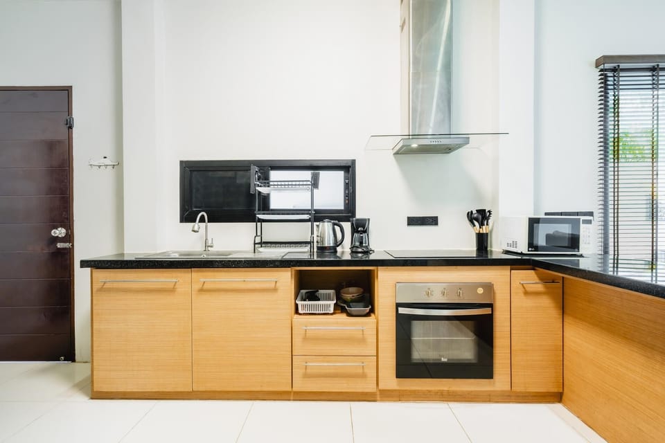NEW Bamboo Villa 3 Bed 5 Minutes To Nai Harn Beach (9853)