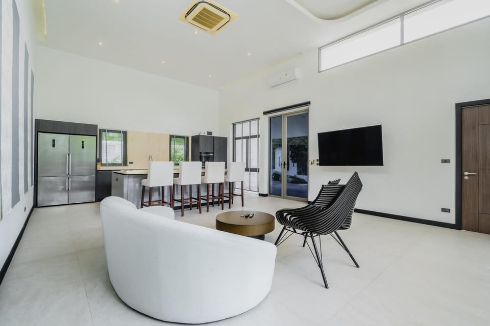 NEW Magnolia 53 Villa Private Pool, Rawai, Phuket (10168)