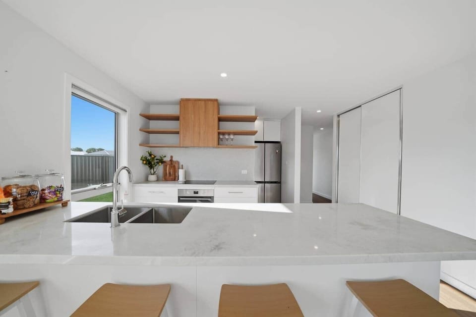 Fully equipped modern kitchen in Sorell perfect for family meals and long stays.