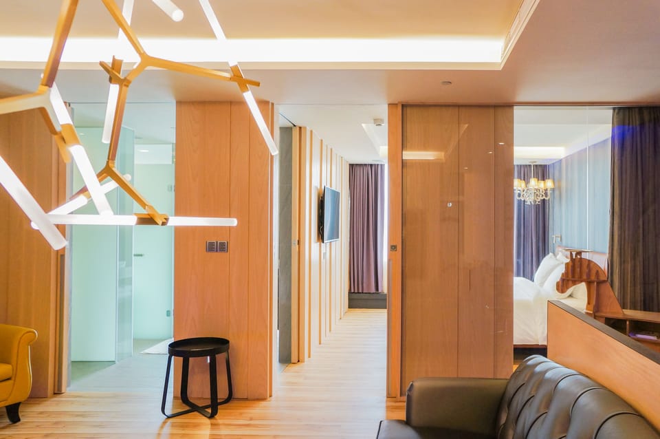 Suite | Premium bedding, in-room safe, individually decorated, desk