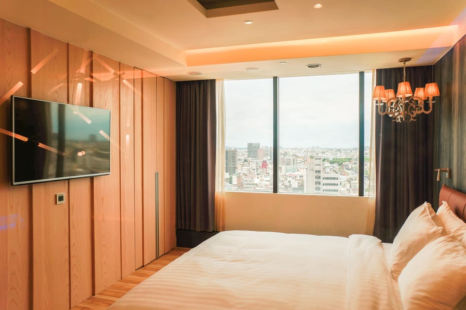Suite | Premium bedding, in-room safe, individually decorated, desk