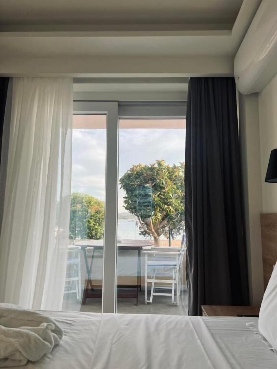 In-room safe, desk, soundproofing, iron/ironing board