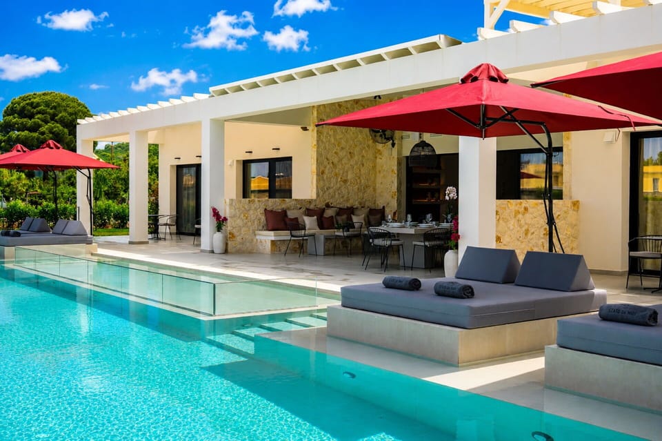 Building Exterior, Garden, Outdoor, Pool