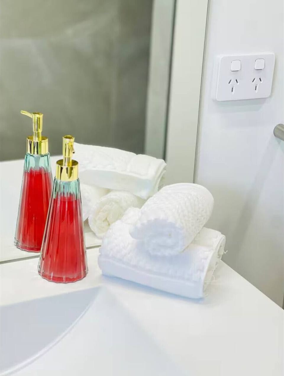 Bathroom amenities