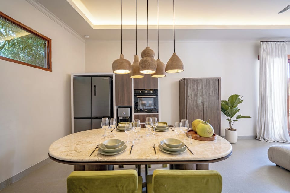 Villa, 2 Bedrooms, Private Pool, Pool View | In-room dining