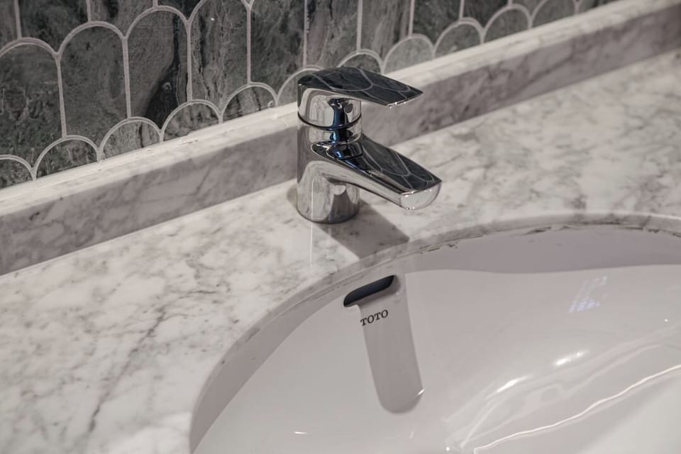 Twin Room, Hill View | Private spa tub