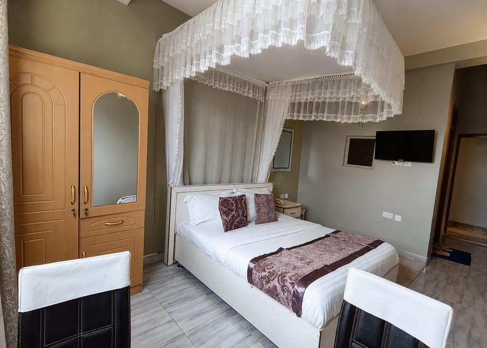 Deluxe Single Room, Balcony, River View | Free WiFi