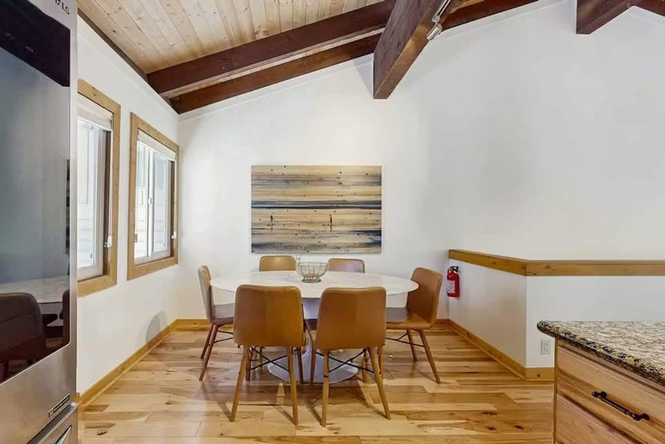 House | 4 bedrooms, high-speed internet