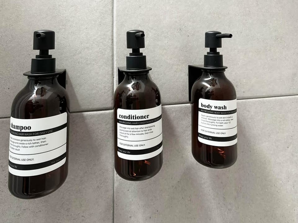 Bathroom amenities