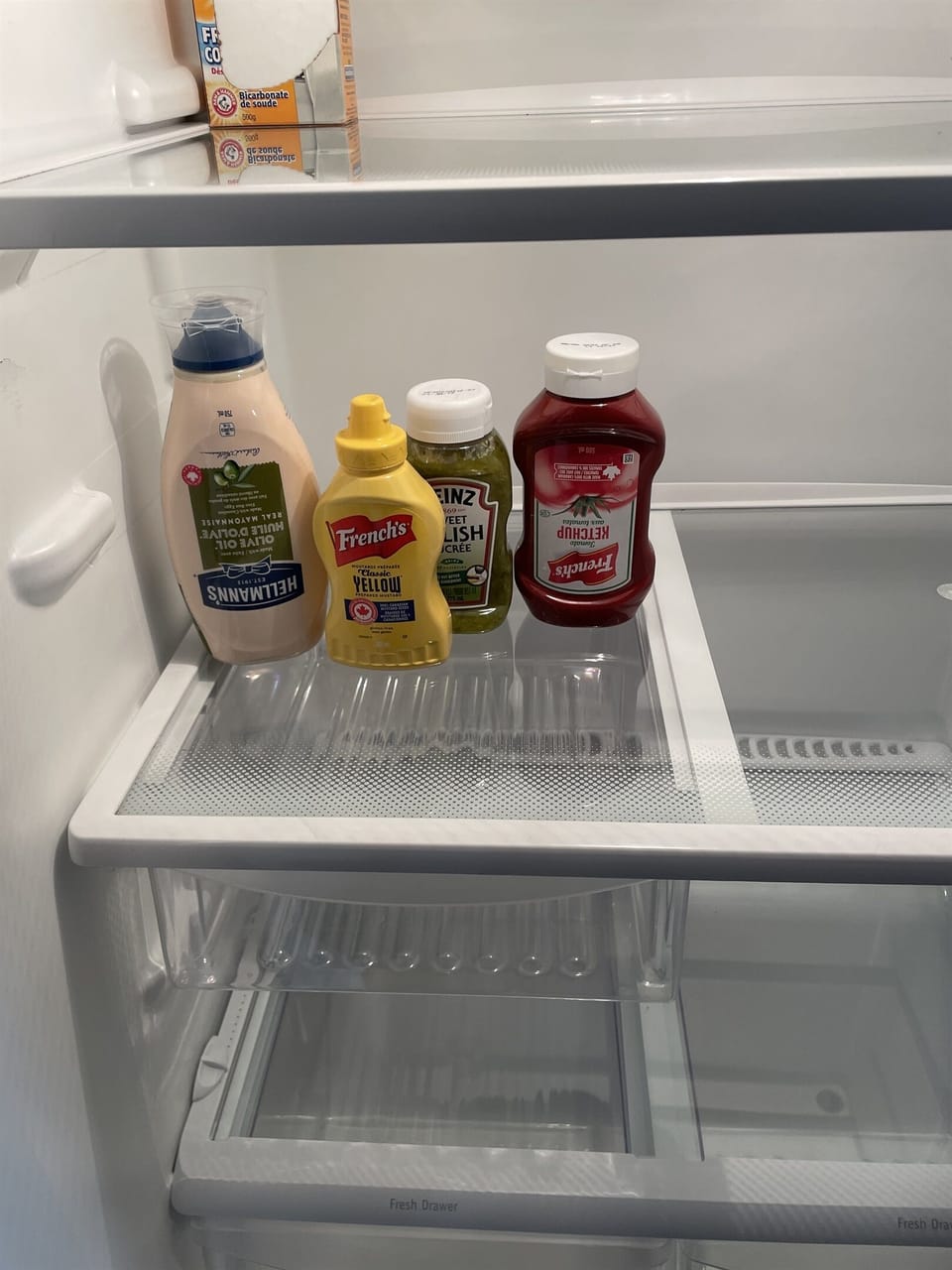 We stock the basic condiments shown. Additional condiments may be found in fridge. Guests are encouraged to leave non perishable supplies and pay it forward to next guest. 