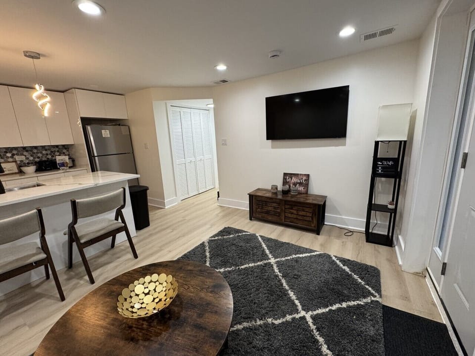 Living Room w/ TV