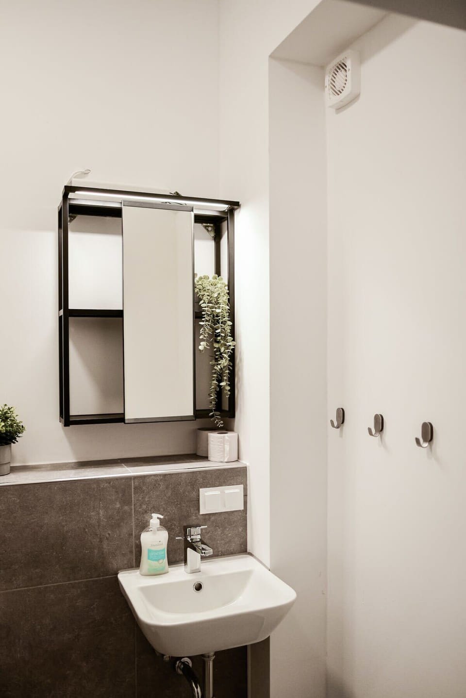 Modern Bathroom