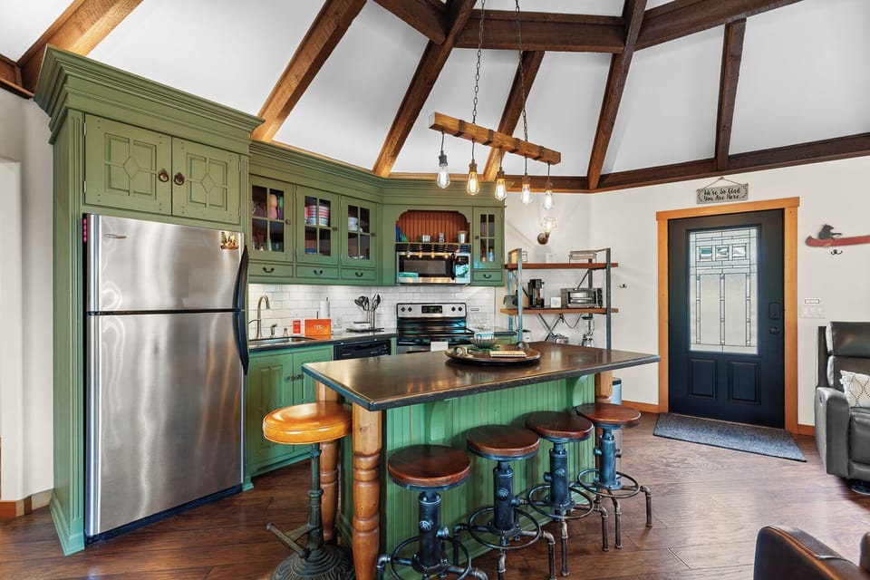 Fully Stocked Kitchen