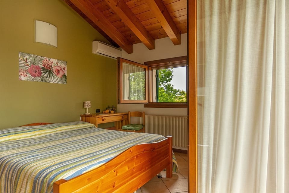 Double or Twin Room | Iron/ironing board, free WiFi