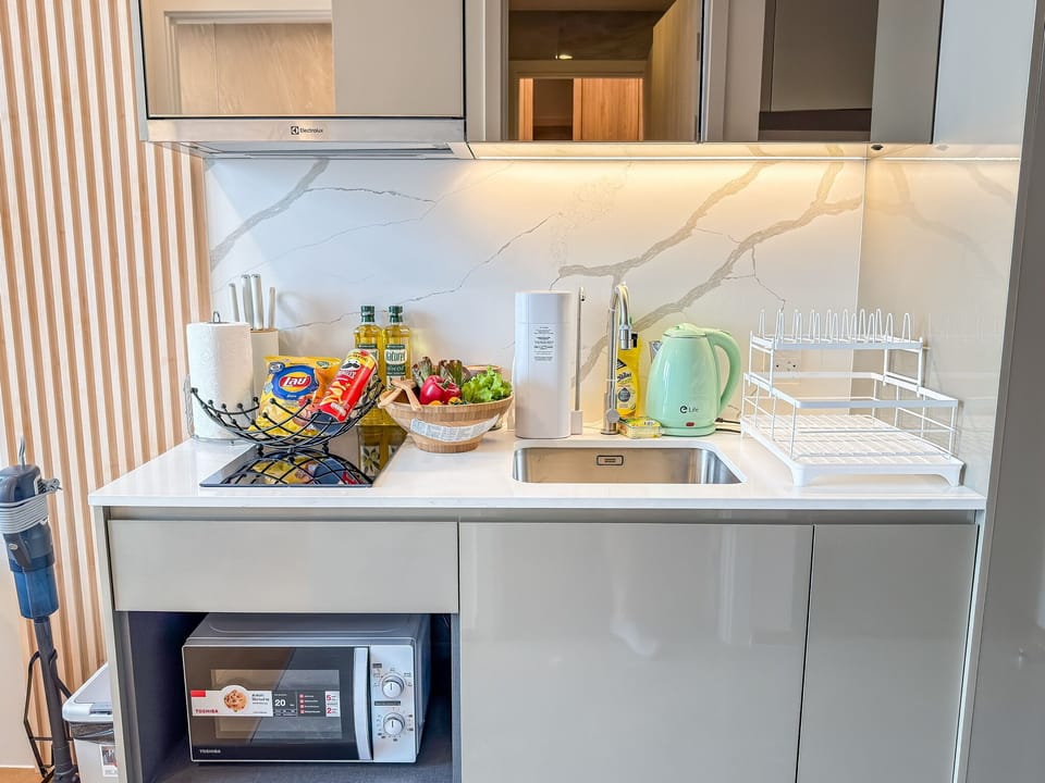 Apartment, 1 Bedroom, Balcony, Garden View | Interior
